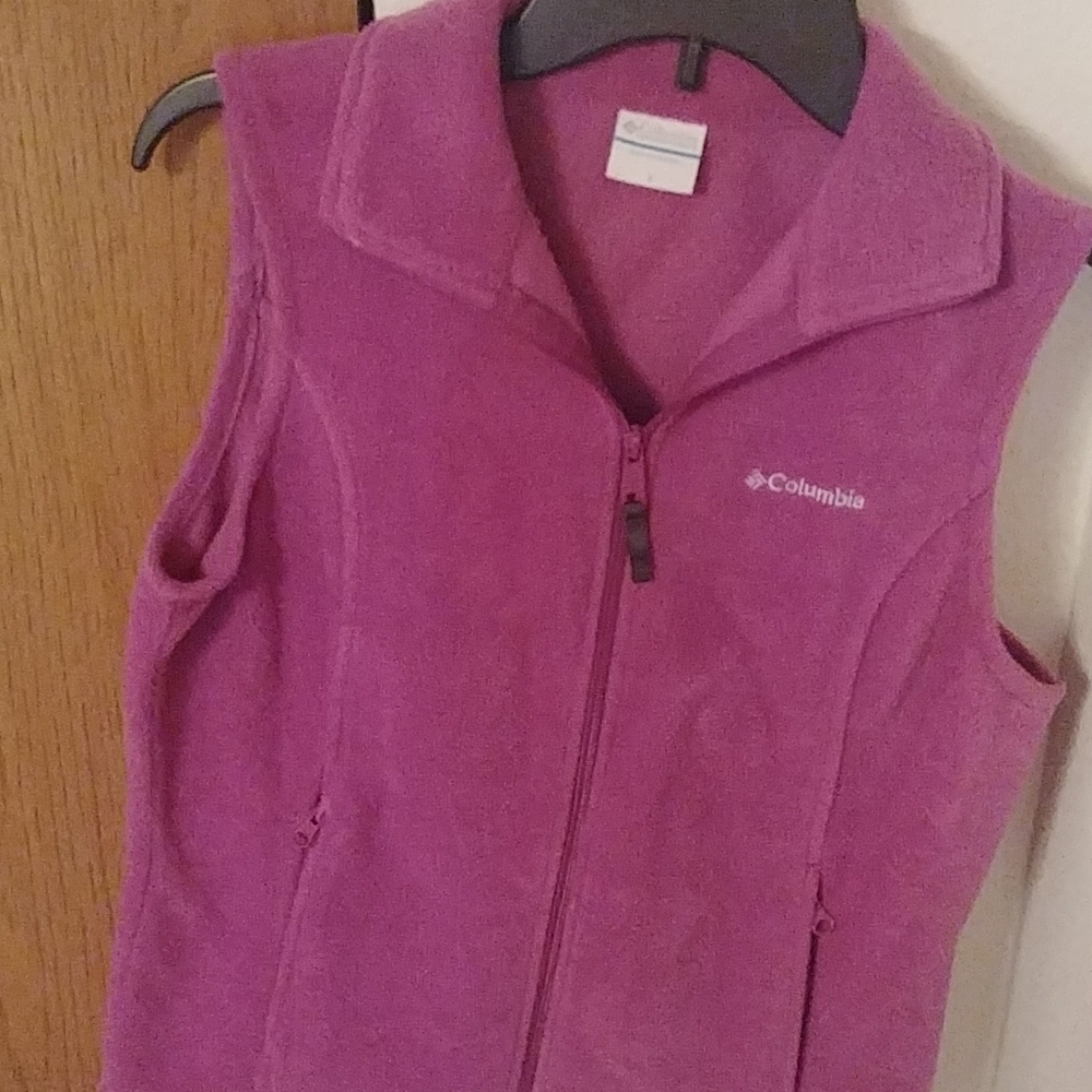 Columbia sleeveless fleece vest